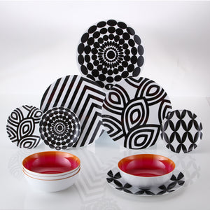 Black and White Appetizer Plate Set